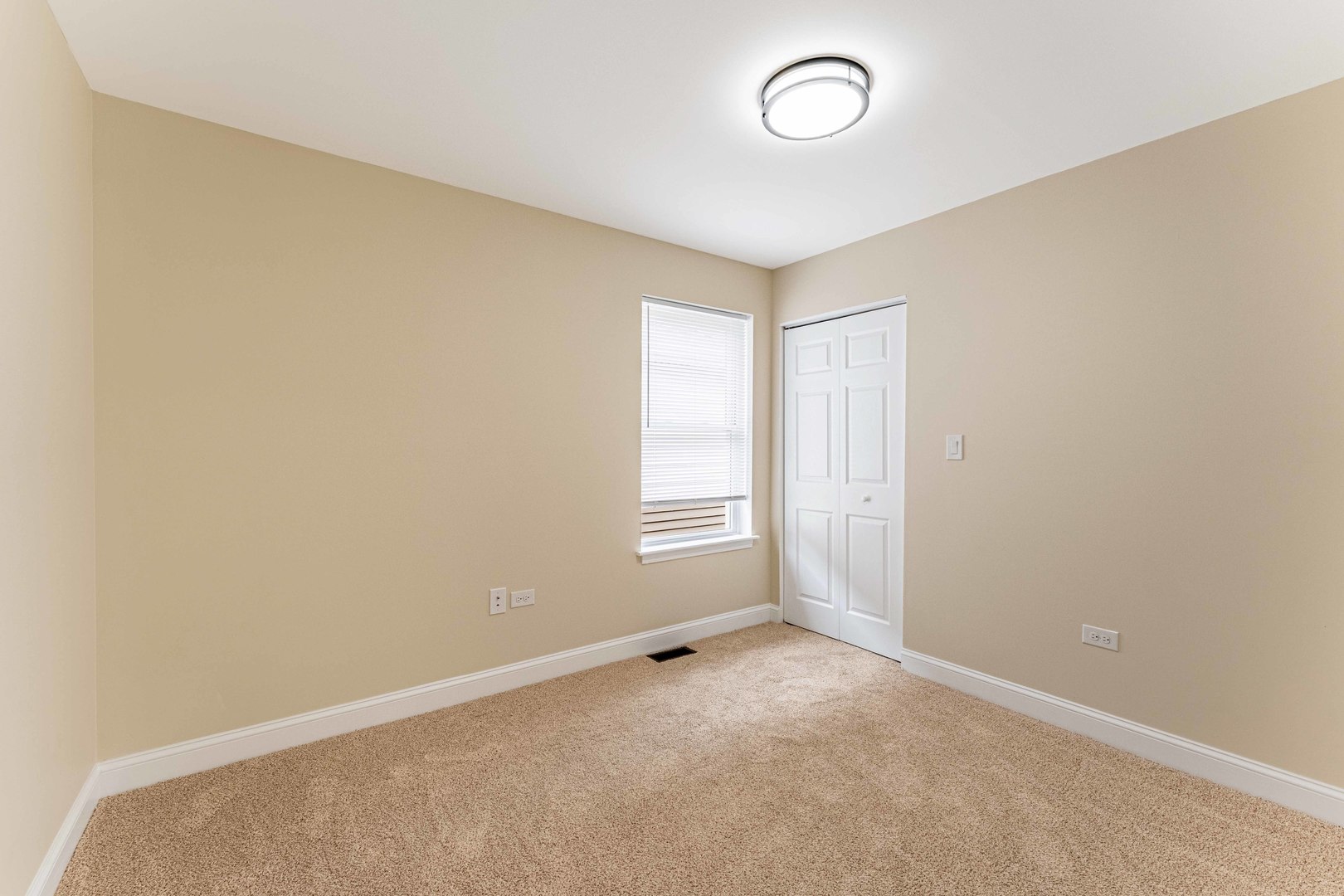 6615 S Normal Boulevard Property Photo 26