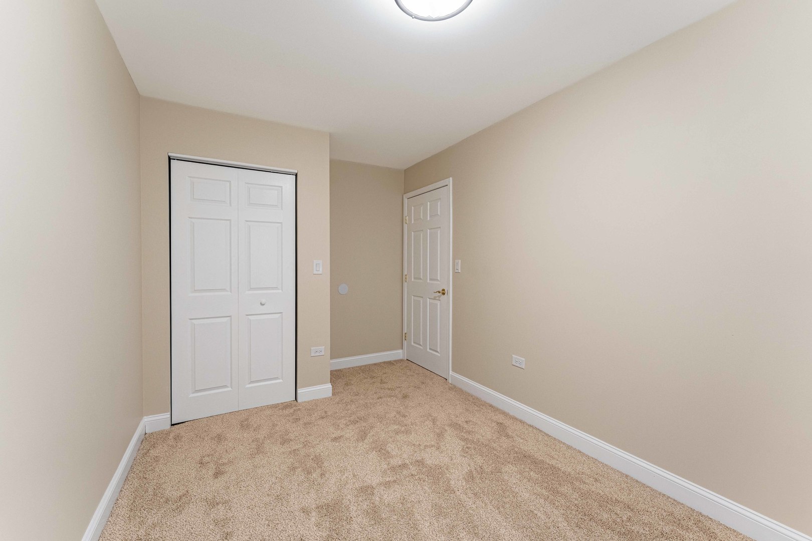 6615 S Normal Boulevard Property Photo 28
