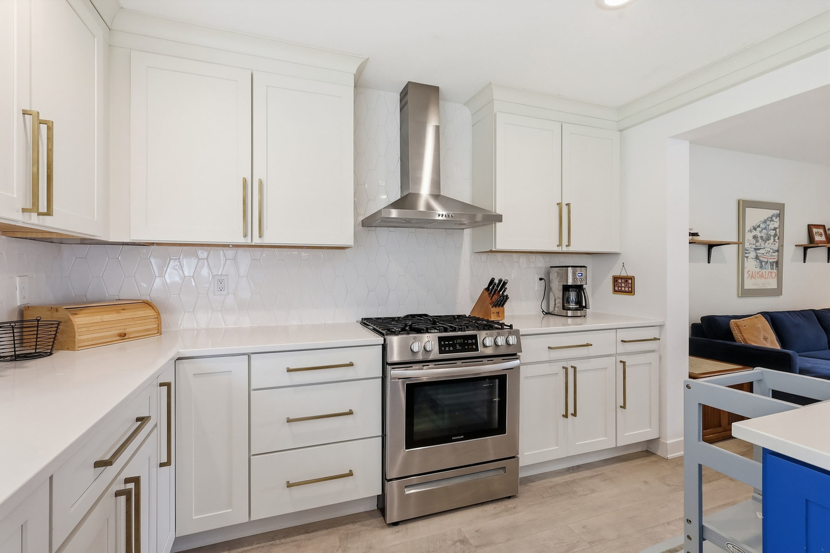 2853 Fairhaven Road Property Photo 4