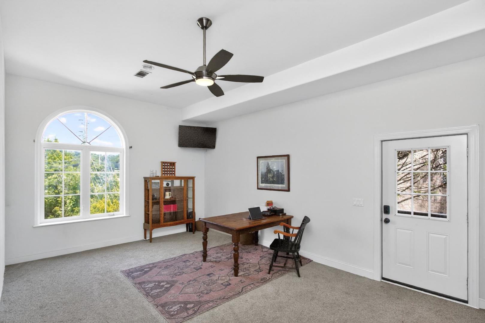 108 Hunters Run Property Photo 34