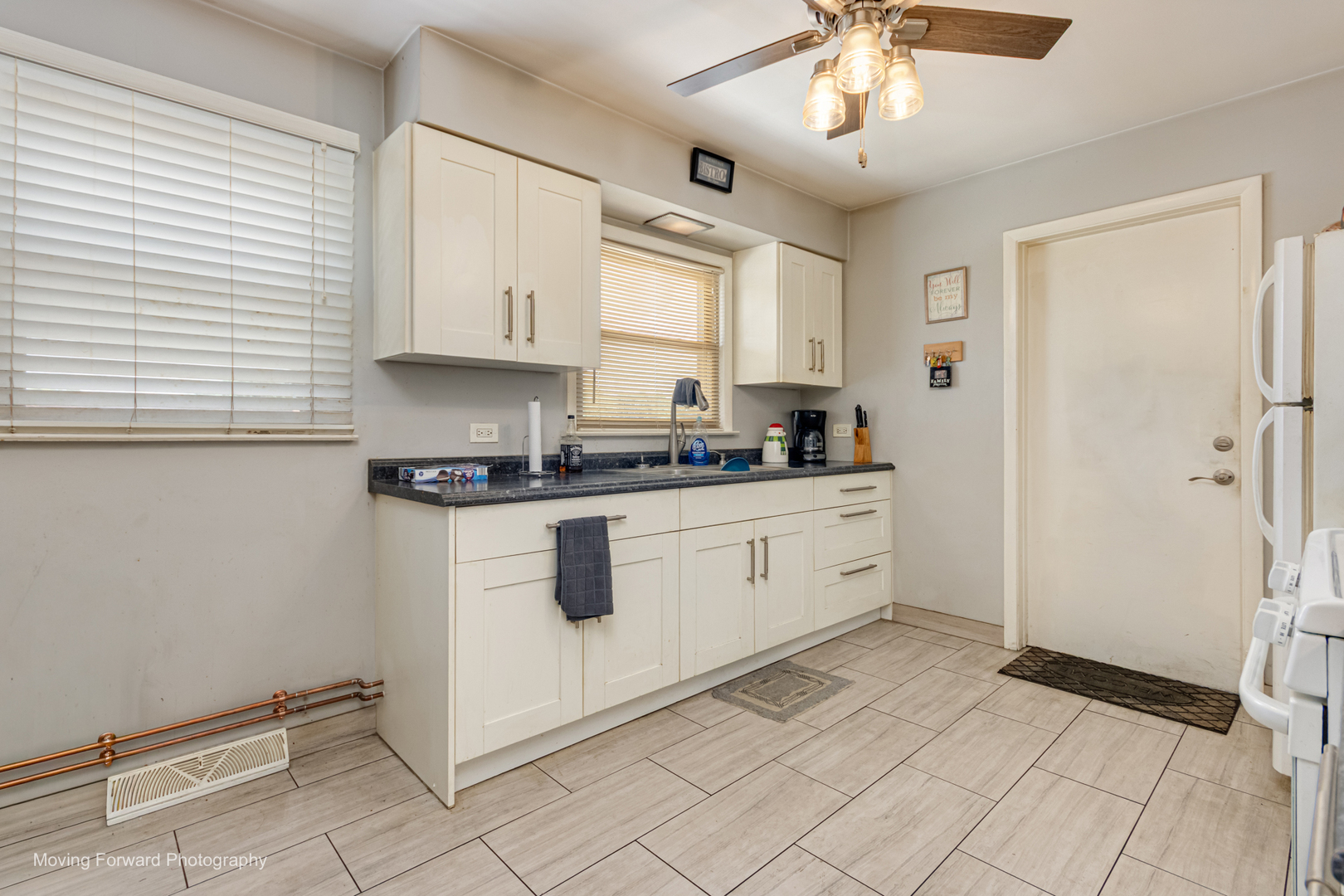 121 S Addison Road Property Photo 27