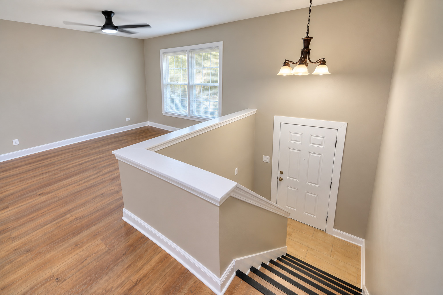 711 Southwind Drive Property Photo 3