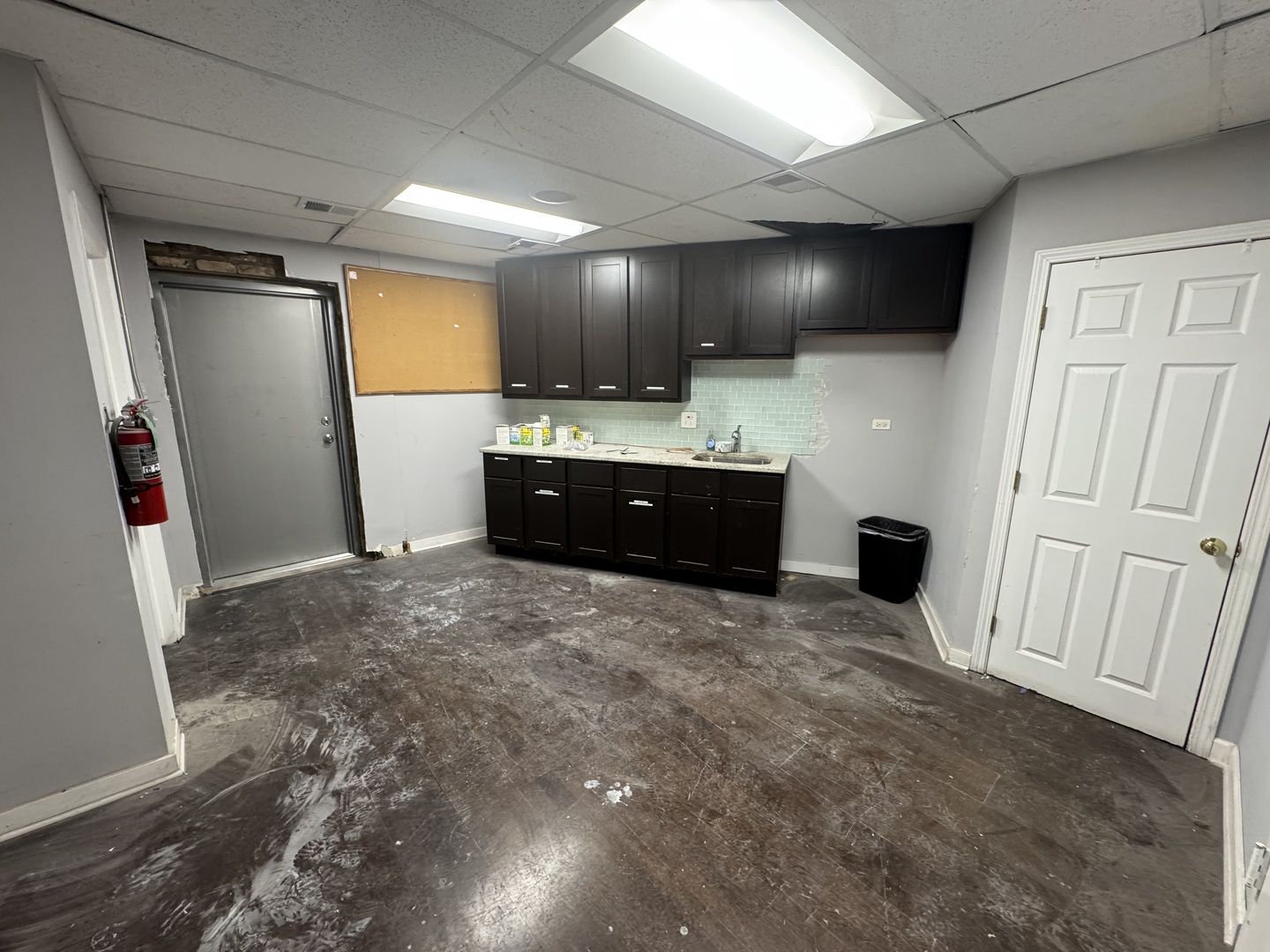 906 W Belmont Avenue Property Photo 15