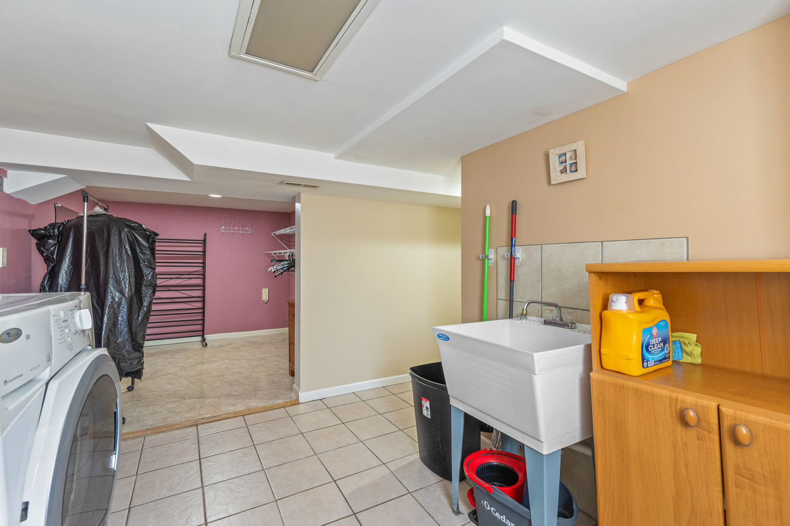5306 N Lynch Avenue Property Photo 15