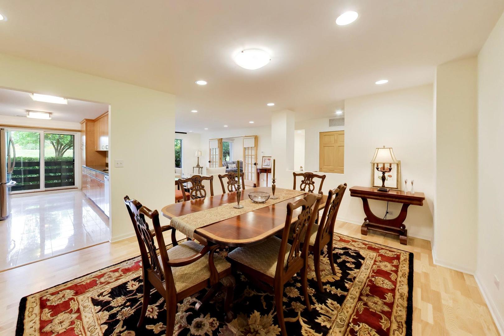2020 Chestnut Avenue 109 Property Photo 7