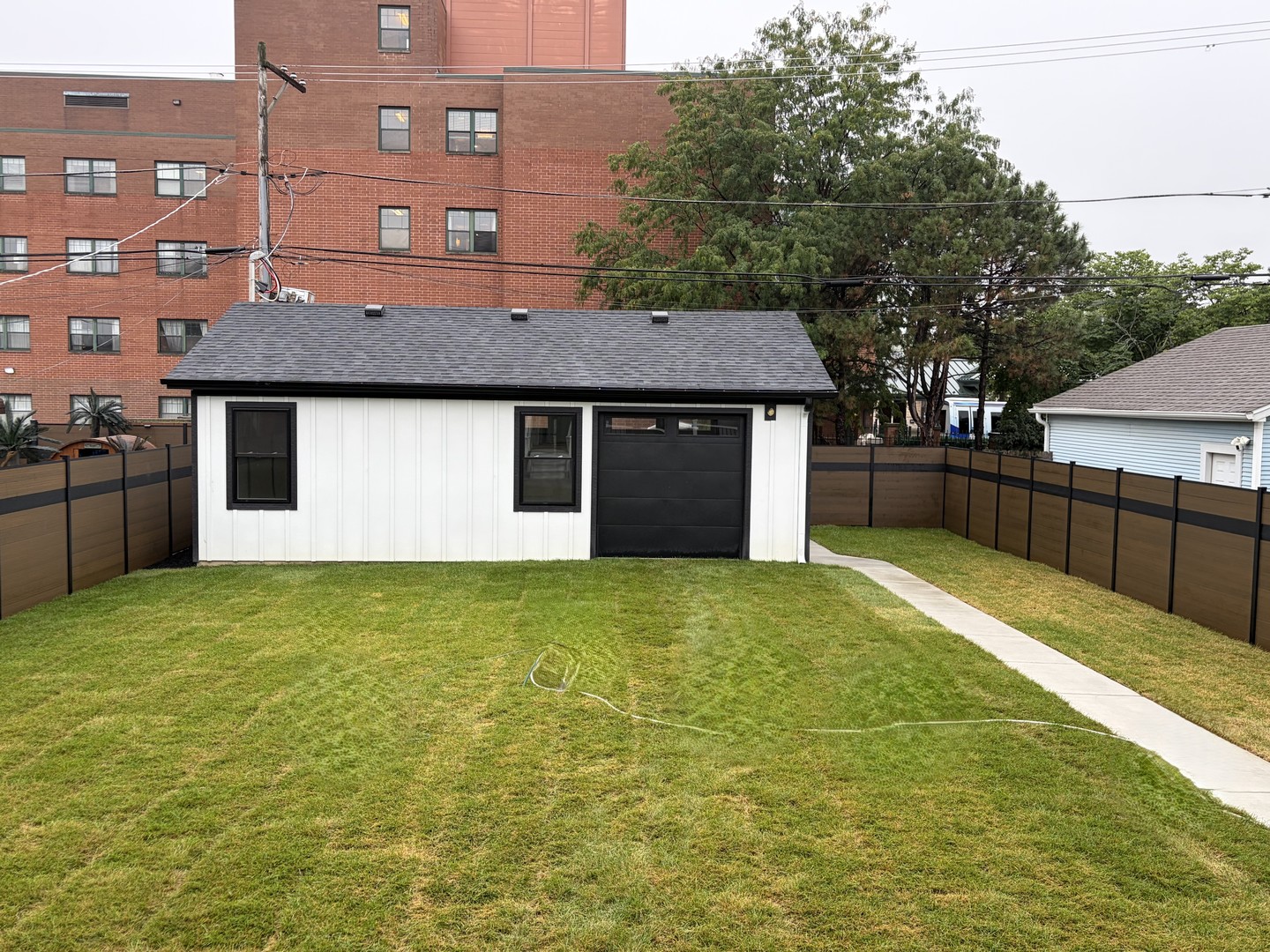 5844 N Navarre Avenue Property Photo 4