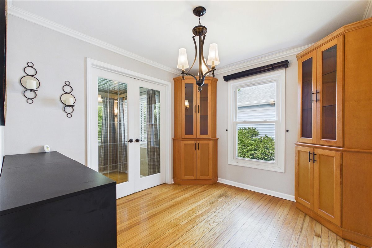 67 Grove Avenue Property Photo 7