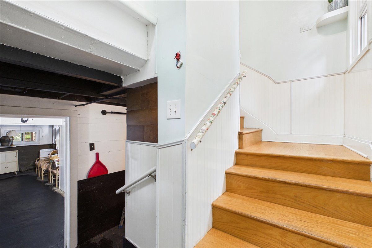 67 Grove Avenue Property Photo 16