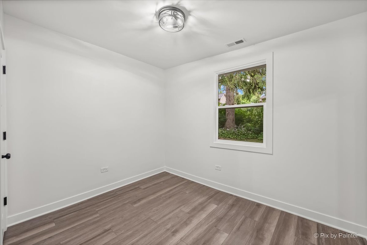 23475 N Summit Drive Property Photo 10