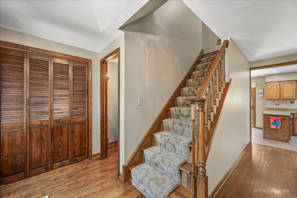 1280 Pembrook Circle Property Photo 3