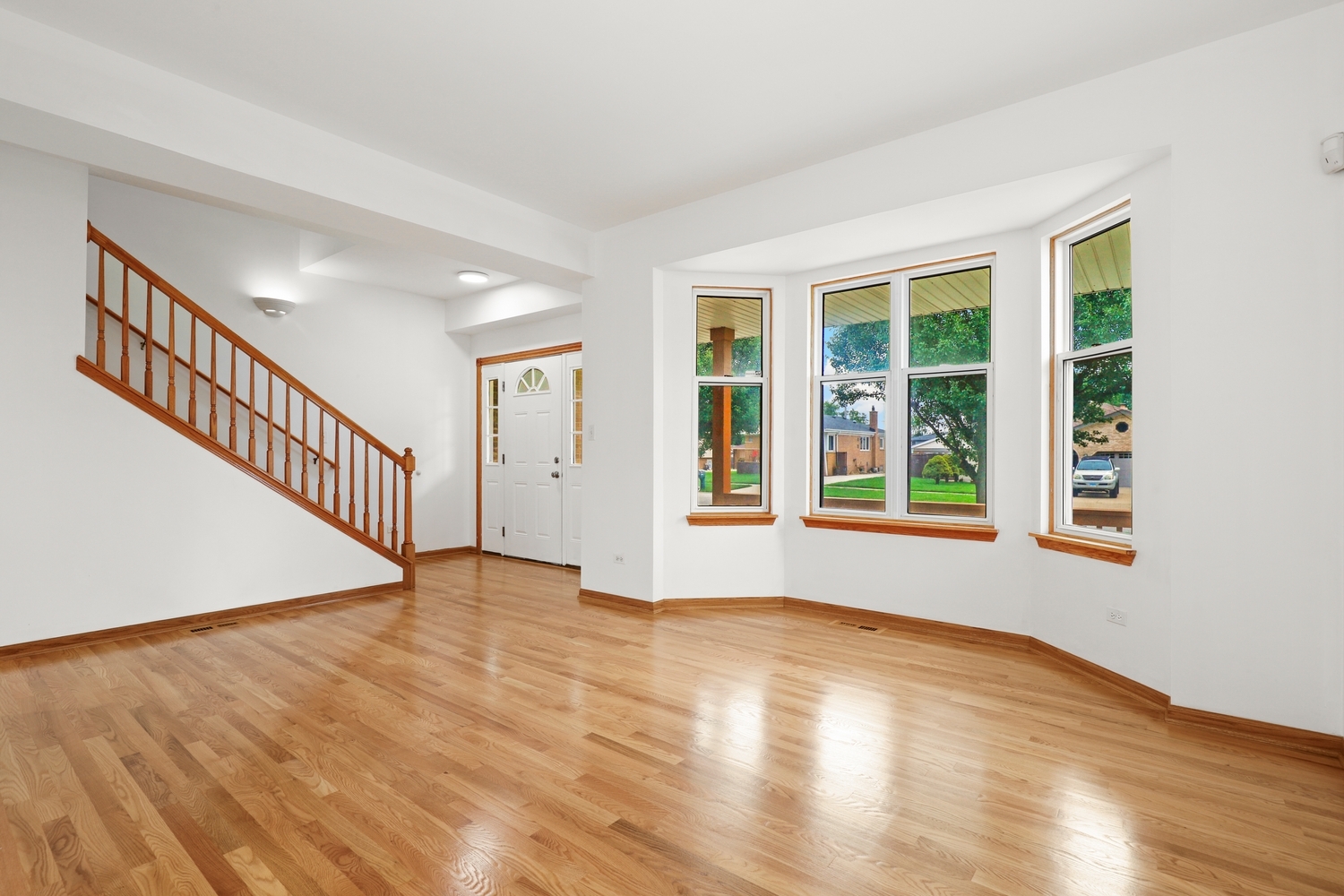 8542 Latrobe Avenue Property Photo 4