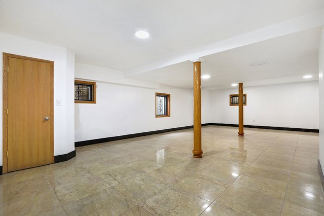 8542 Latrobe Avenue Property Photo 30
