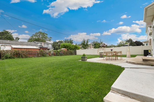 8542 Latrobe Avenue Property Photo 33