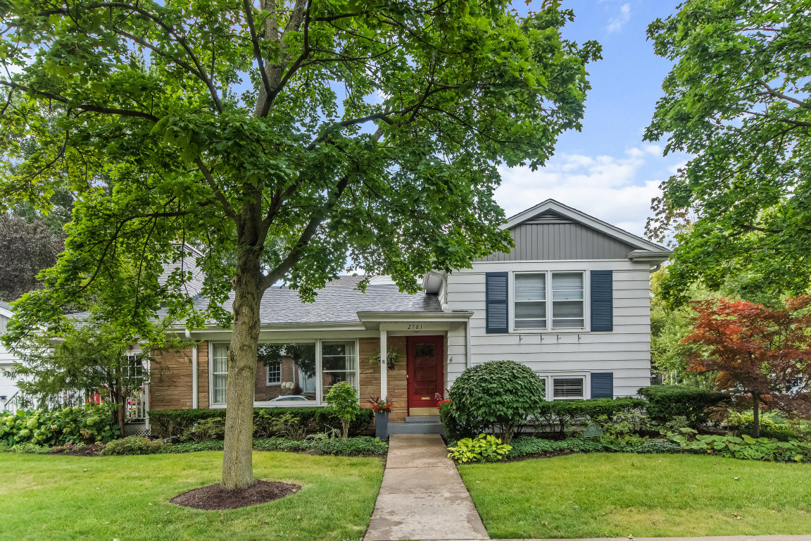 2761 Lincolnwood Drive Property Photo 41
