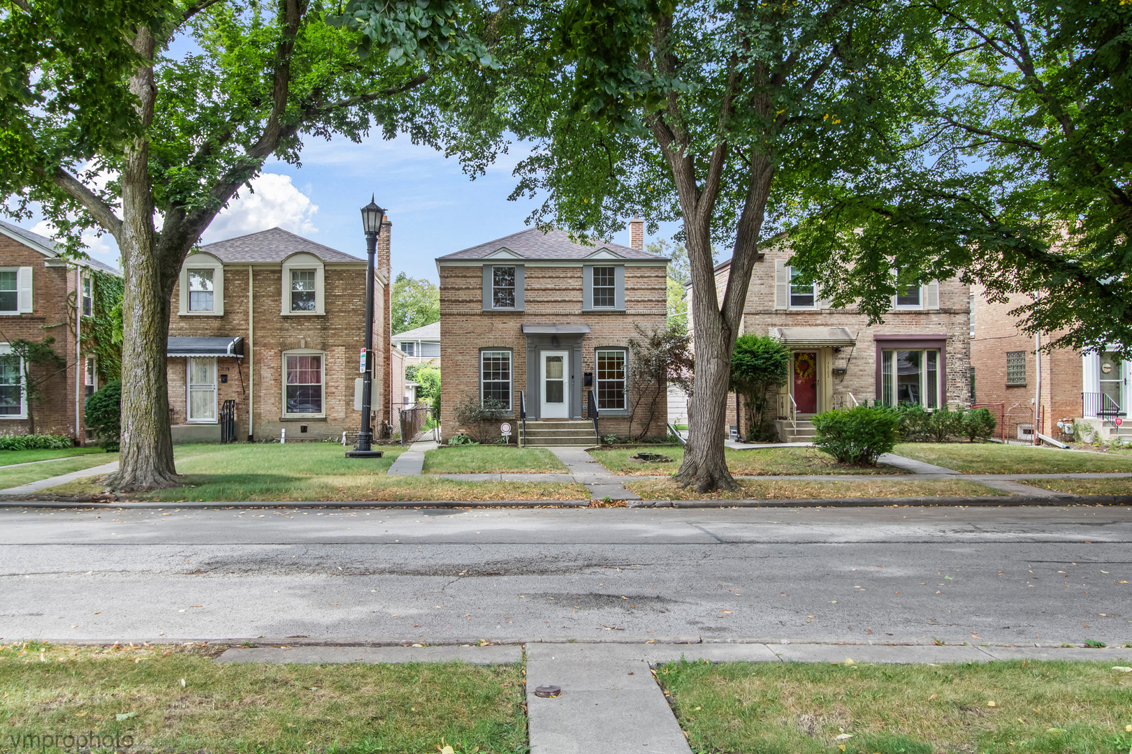 1720 Leland Avenue Property Photo 1
