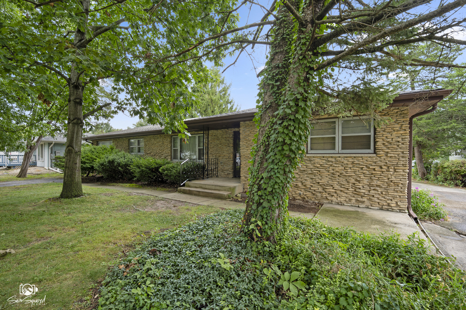 1246 Green Street Property Photo 2