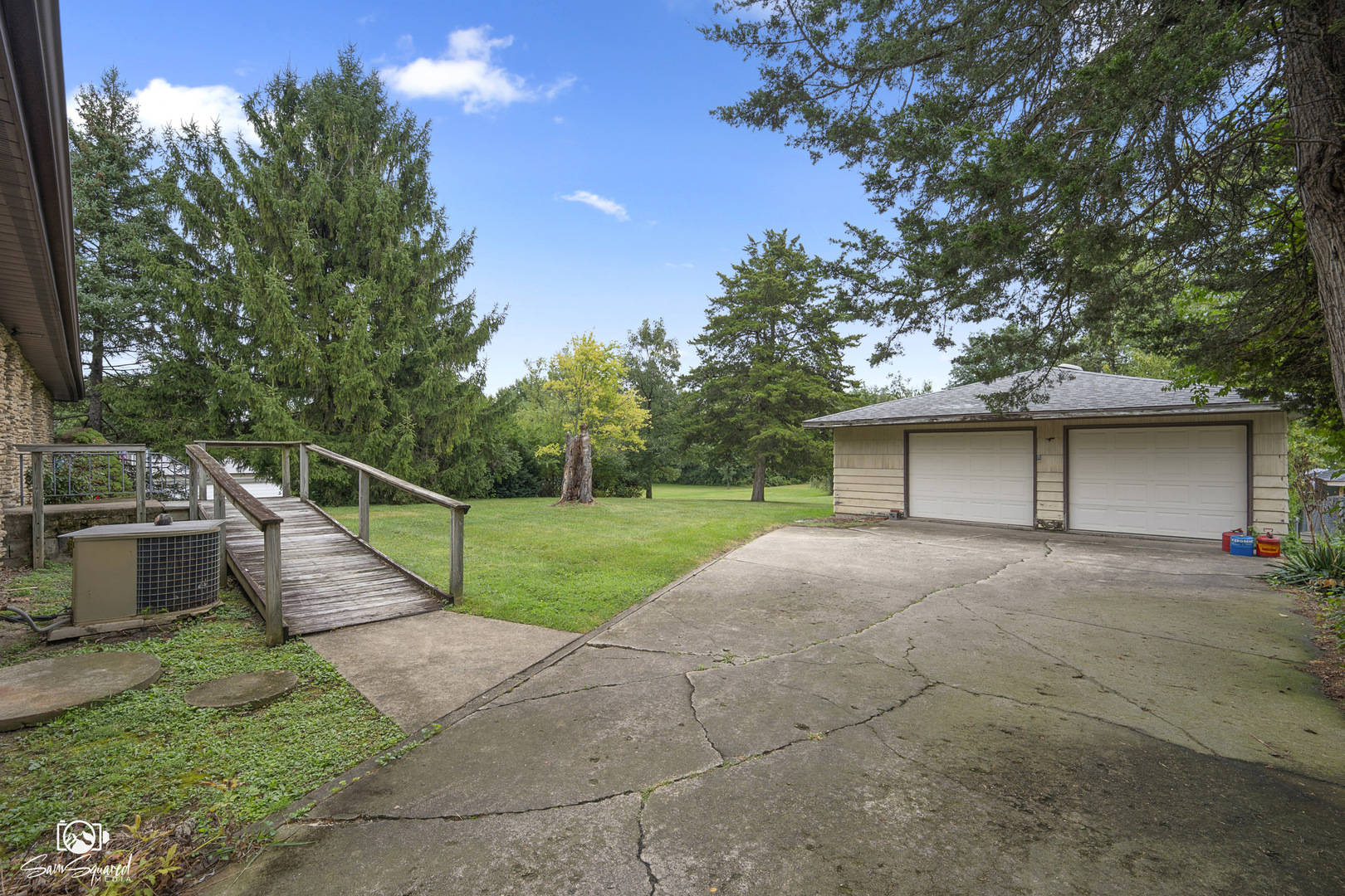 1246 Green Street Property Photo 4