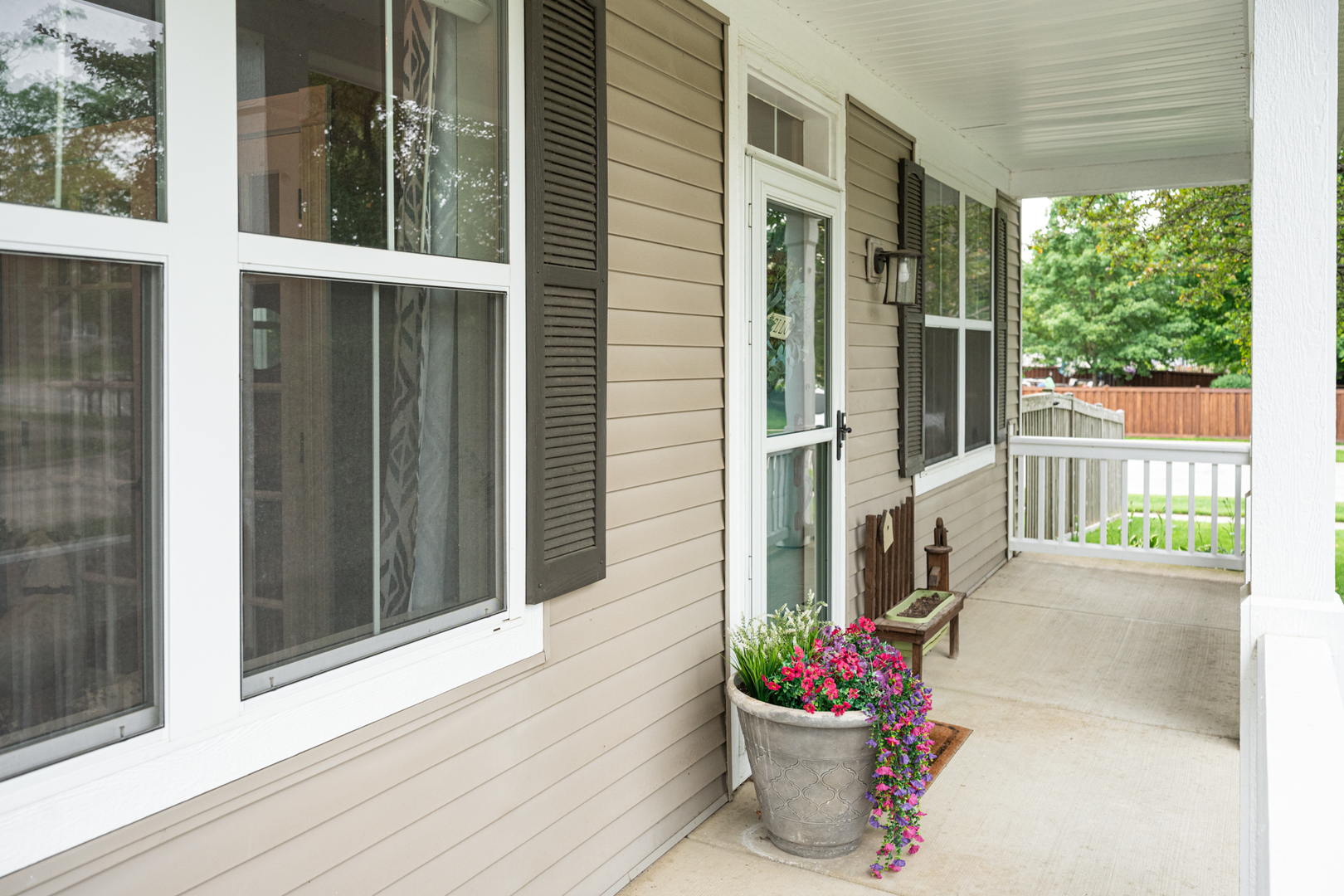 2700 Salt Creek Court Property Photo 4