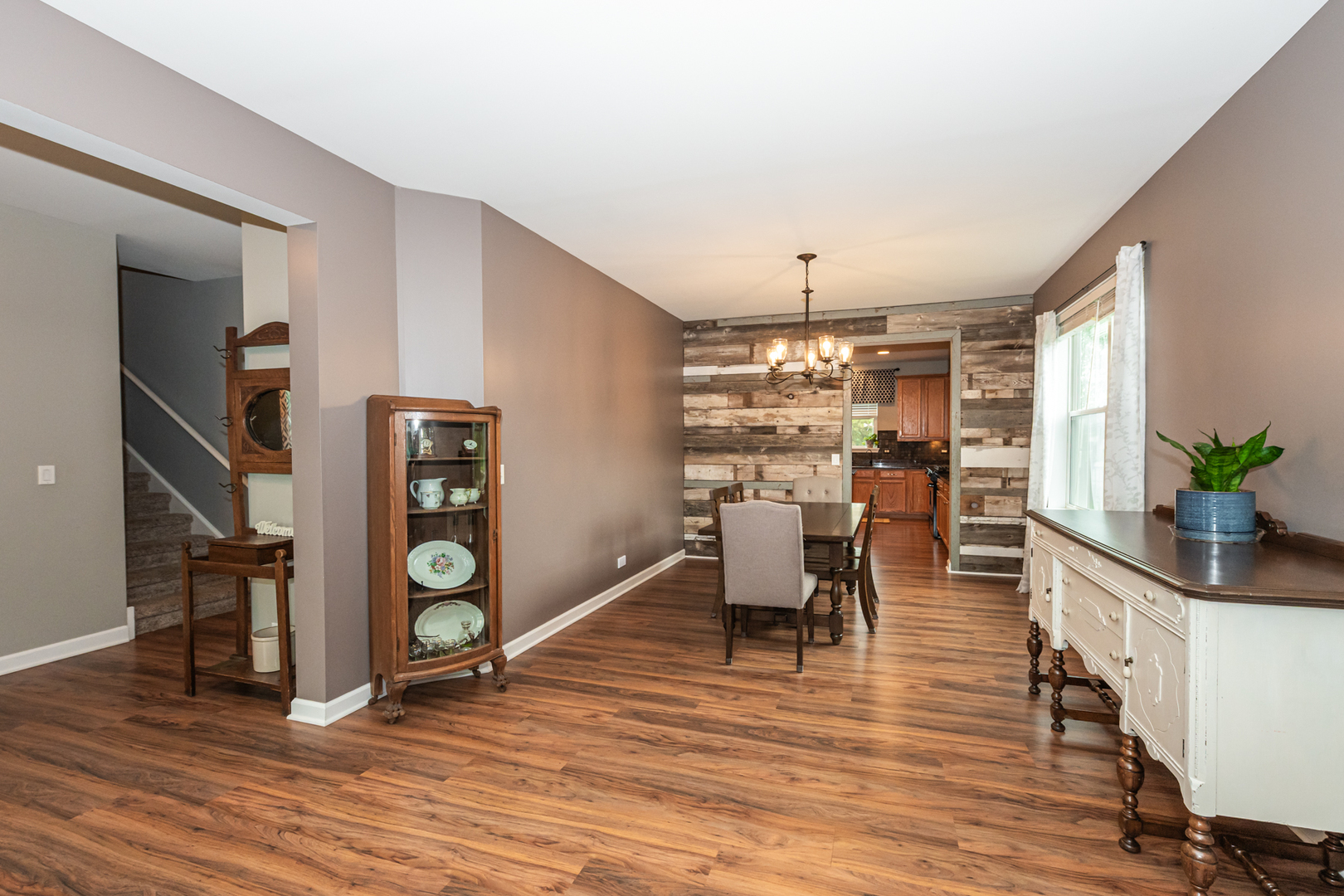 2700 Salt Creek Court Property Photo 12