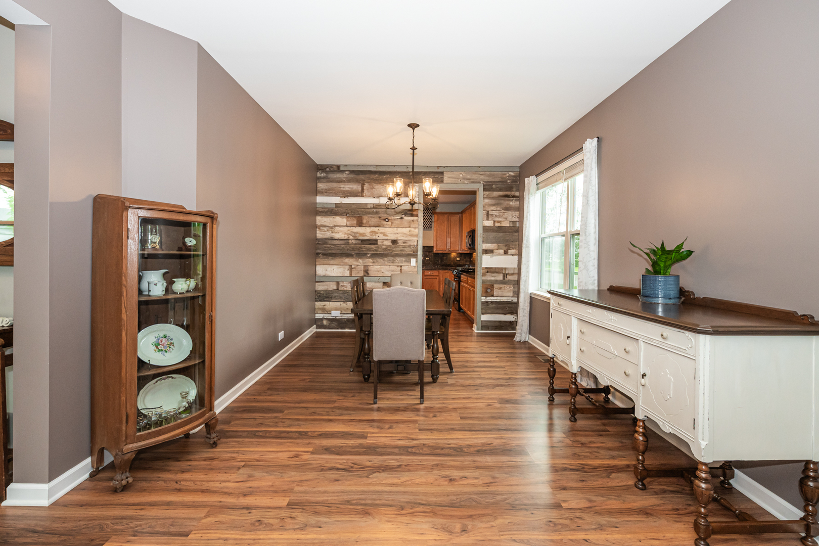 2700 Salt Creek Court Property Photo 13
