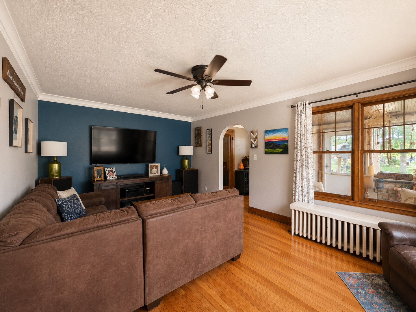 470 Marguerite Street Property Photo 5