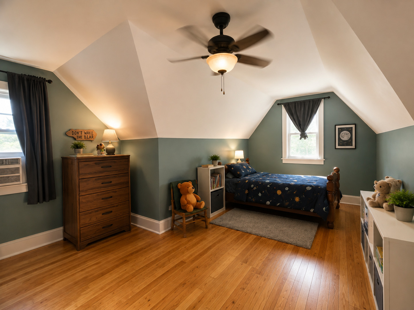 470 Marguerite Street Property Photo 18