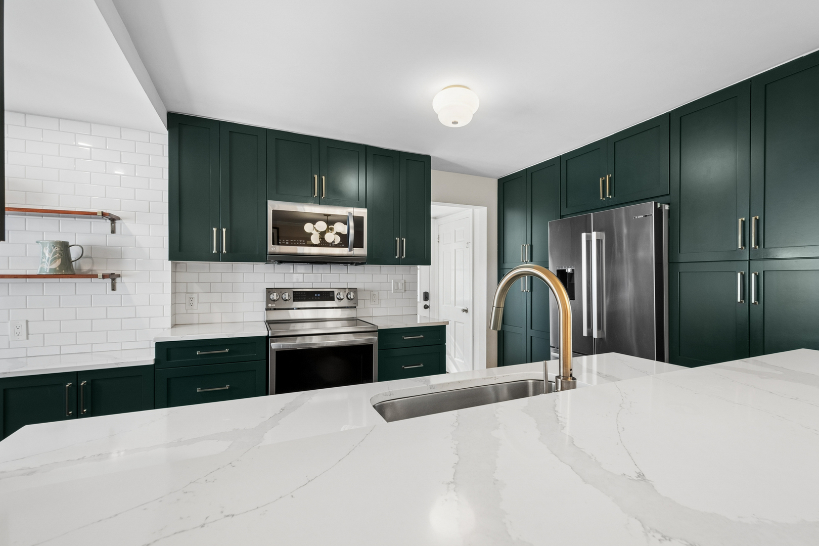 1615 Dobson Street Property Photo 7