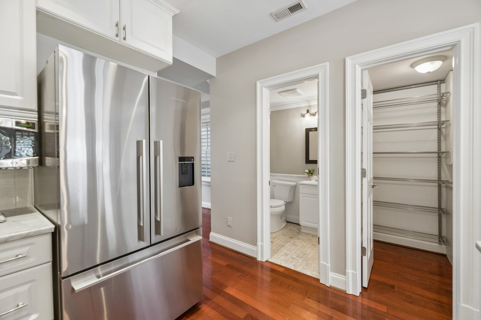 426 N Alfred Street Property Photo 14