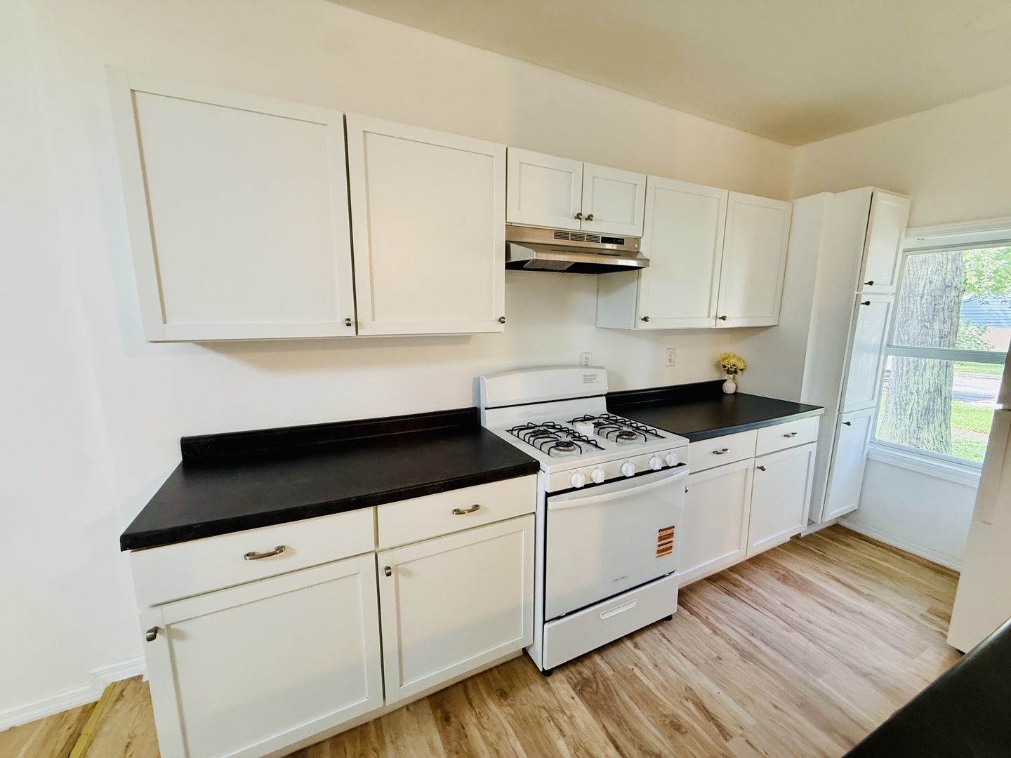 12762520 Property Photo 4