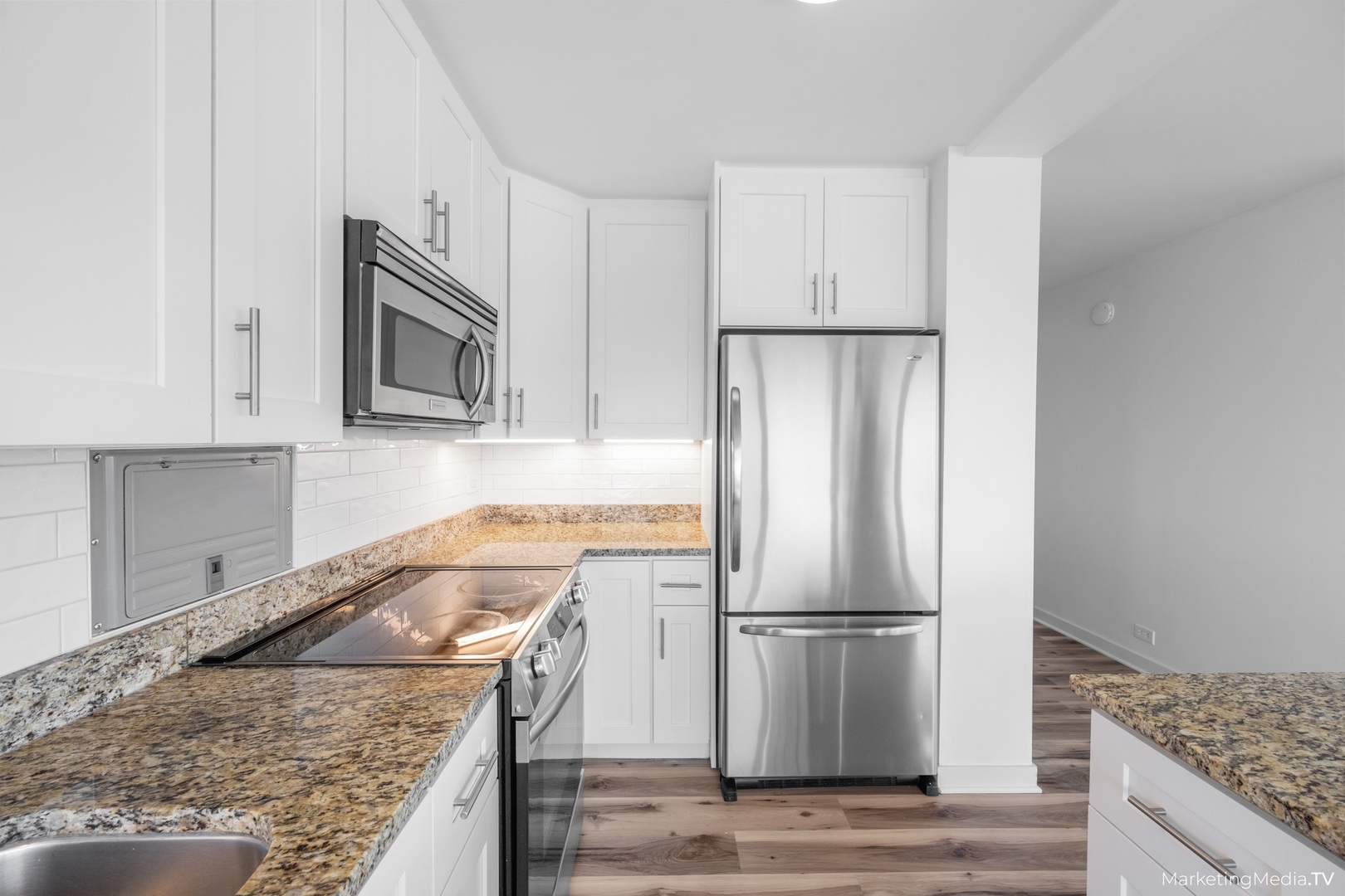 3900 N Lake Shore Drive 9k Property Photo 6