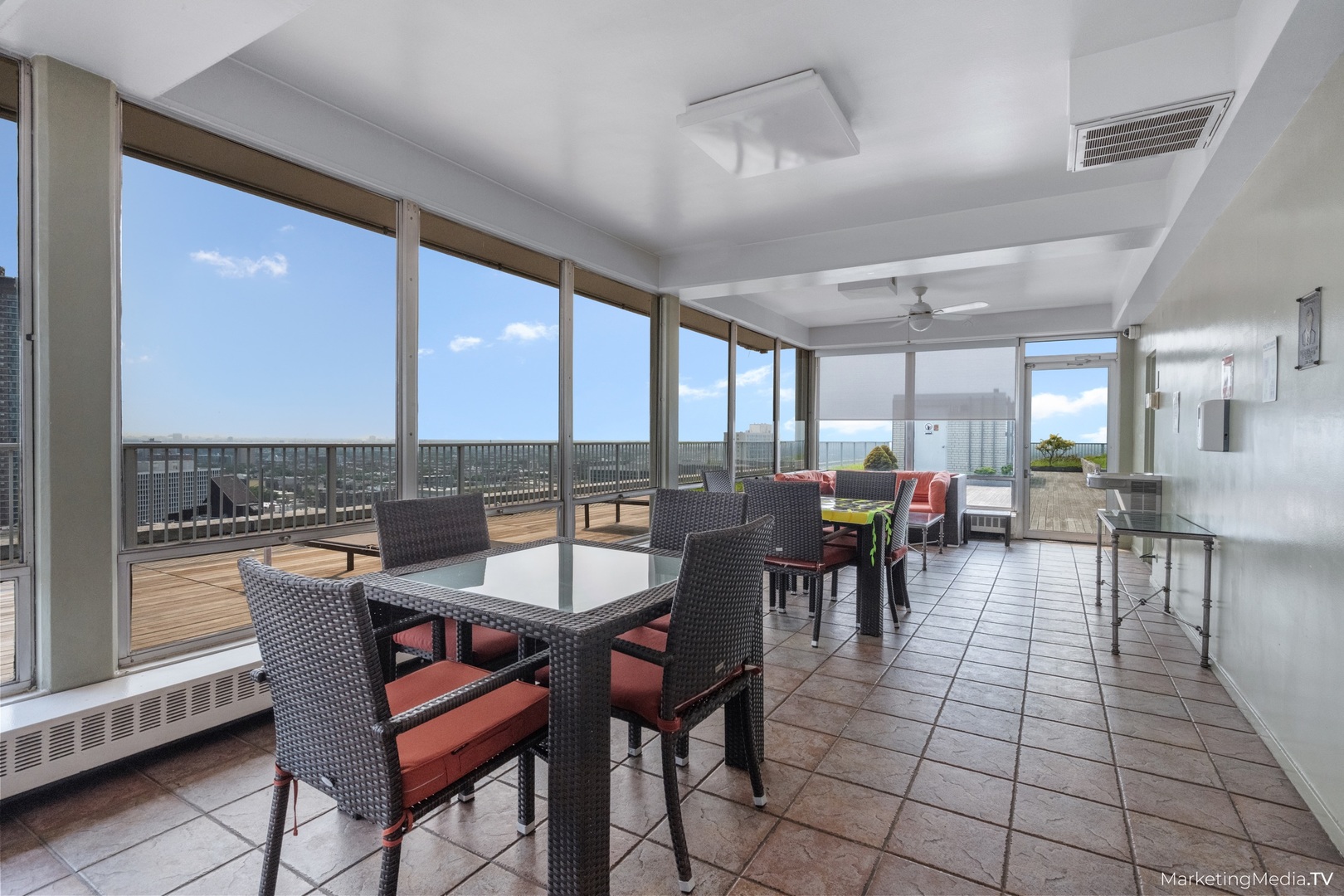 3900 N Lake Shore Drive 9k Property Photo 20