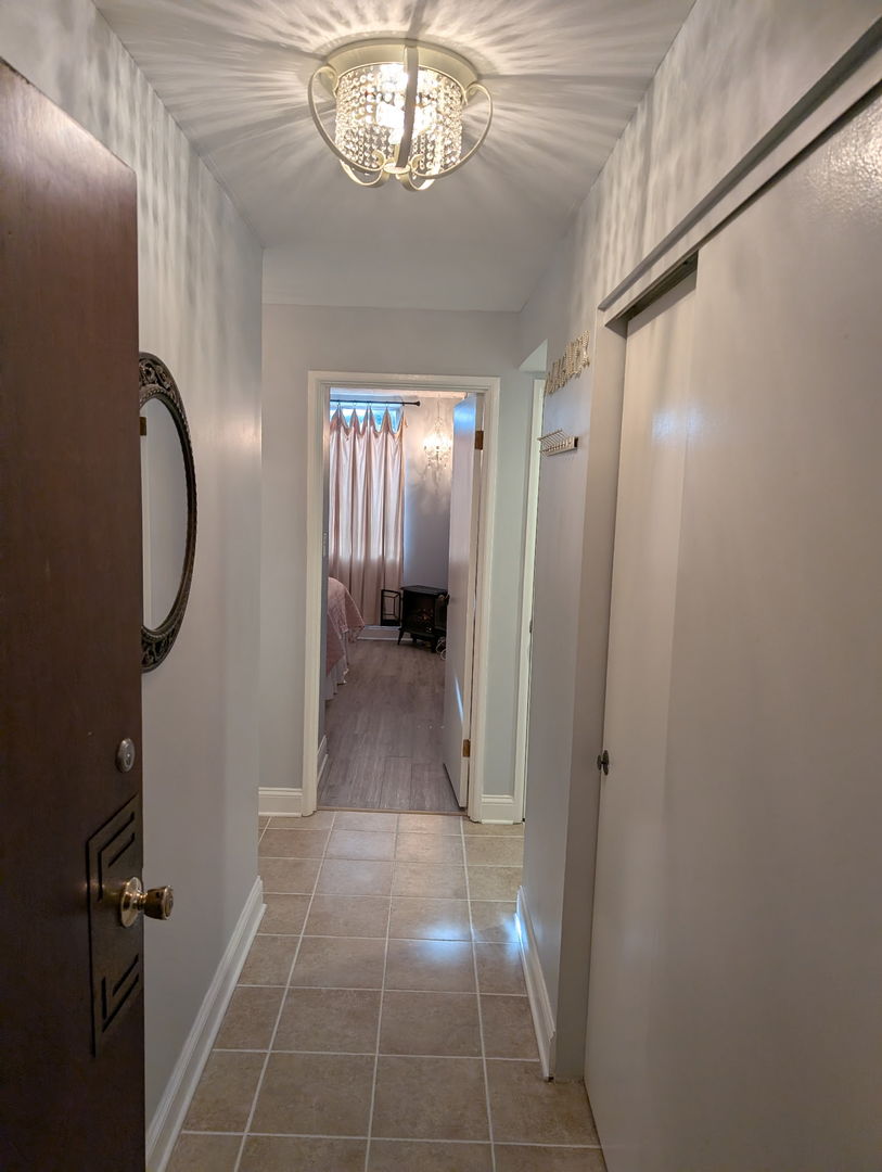 110 W Butterfield Road 309s Property Photo 2