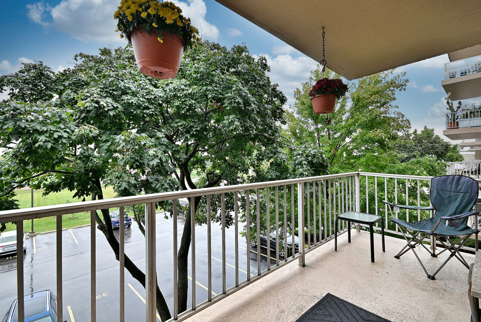 110 W Butterfield Road 309s Property Photo 42