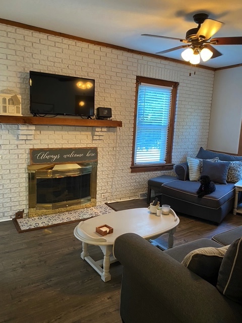 19635 Mokena Street Property Photo 2
