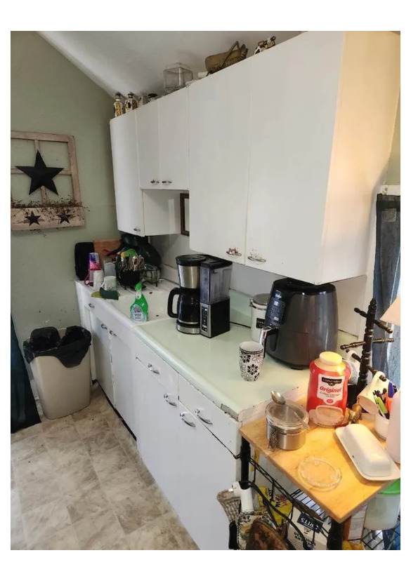 853 N Cedar Street Property Photo 16