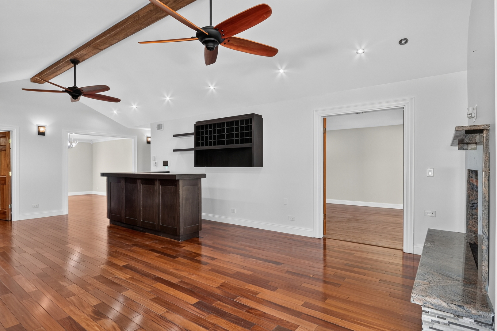 3050 Kayjay Drive Property Photo 16