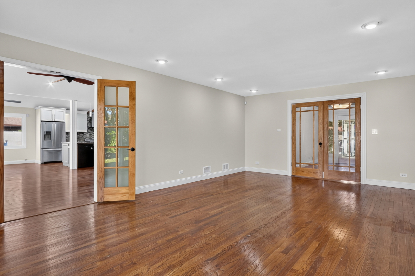 3050 Kayjay Drive Property Photo 19