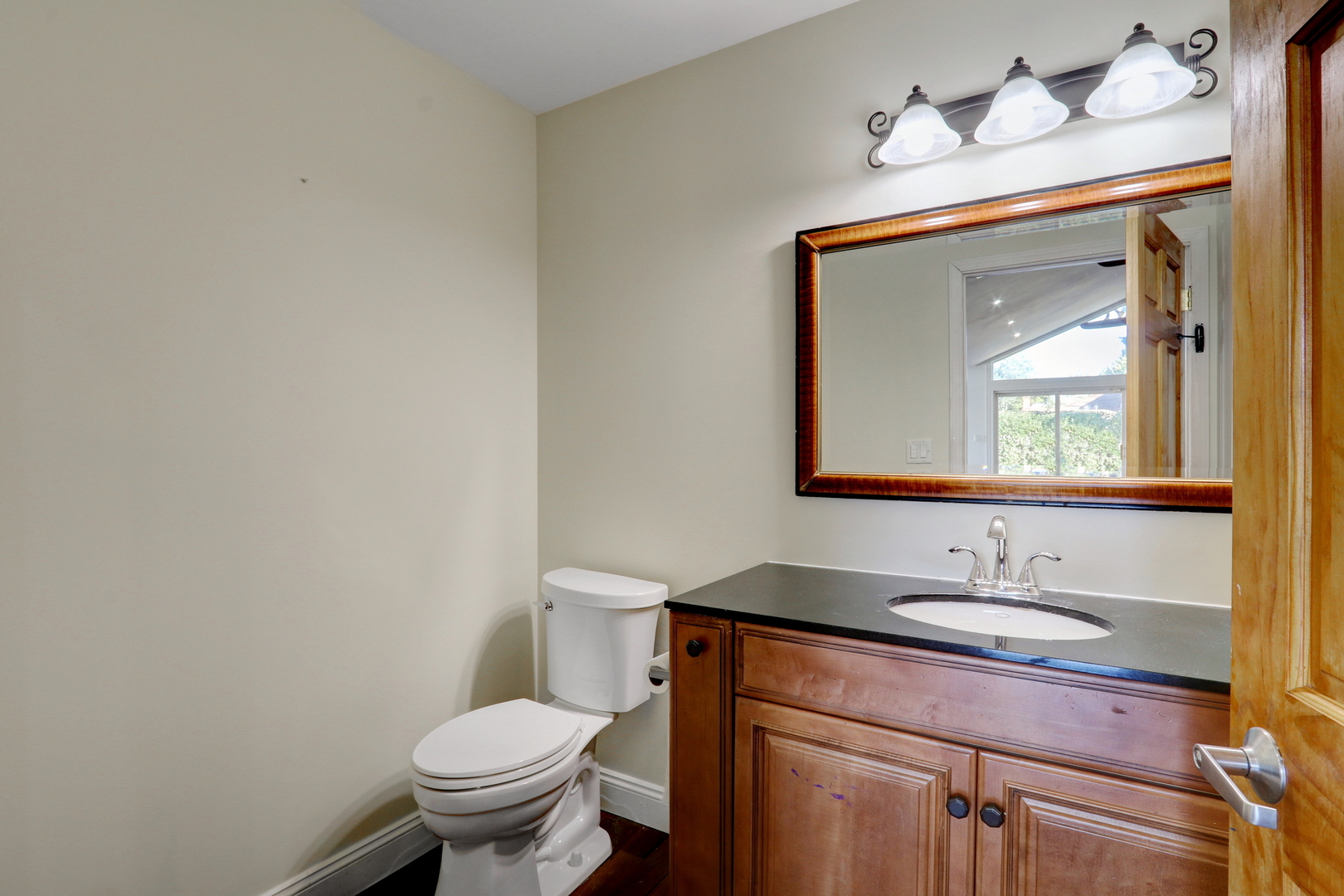 3050 Kayjay Drive Property Photo 24