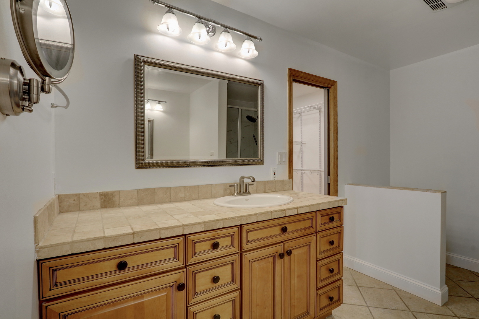 3050 Kayjay Drive Property Photo 33