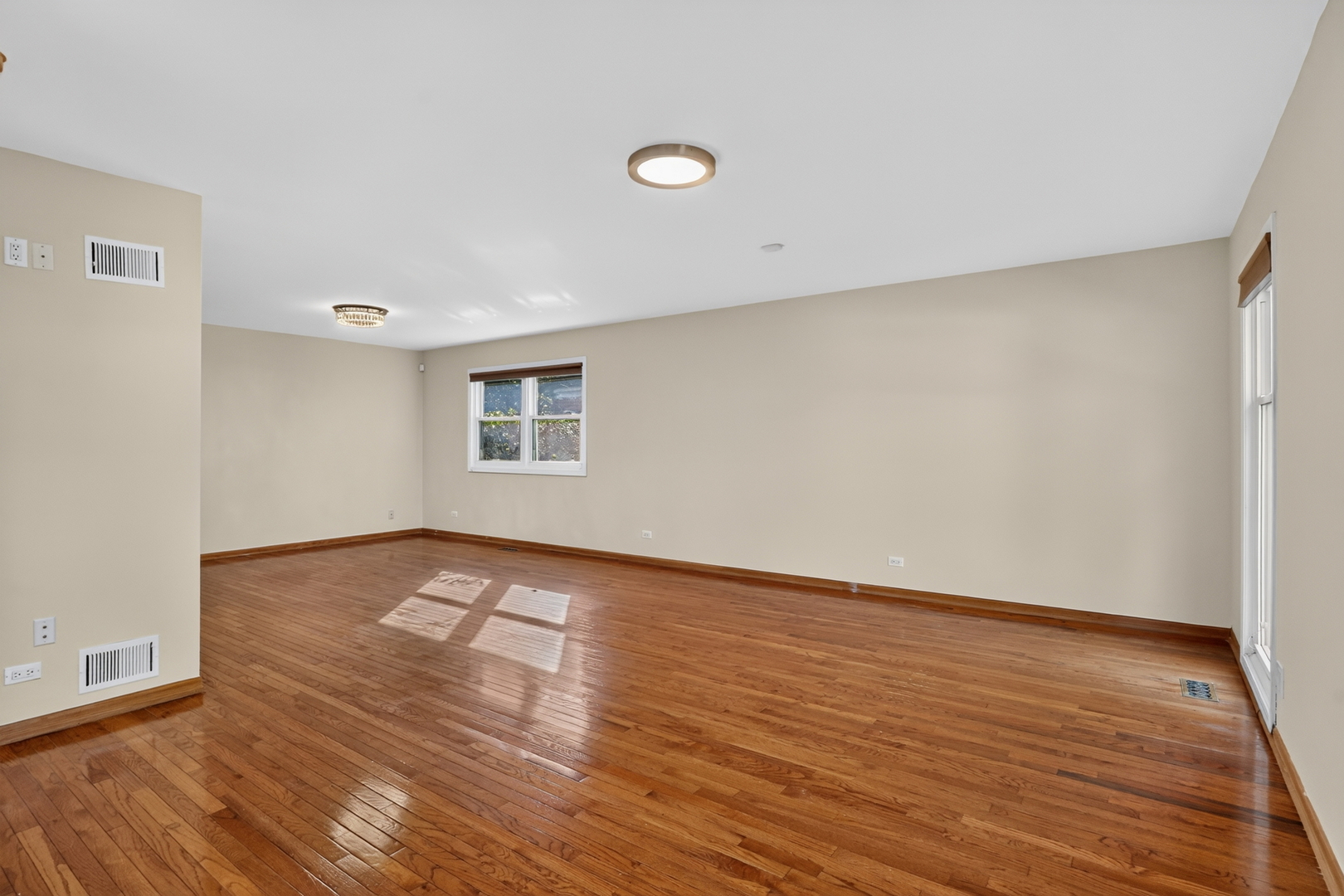 3050 Kayjay Drive Property Photo 36