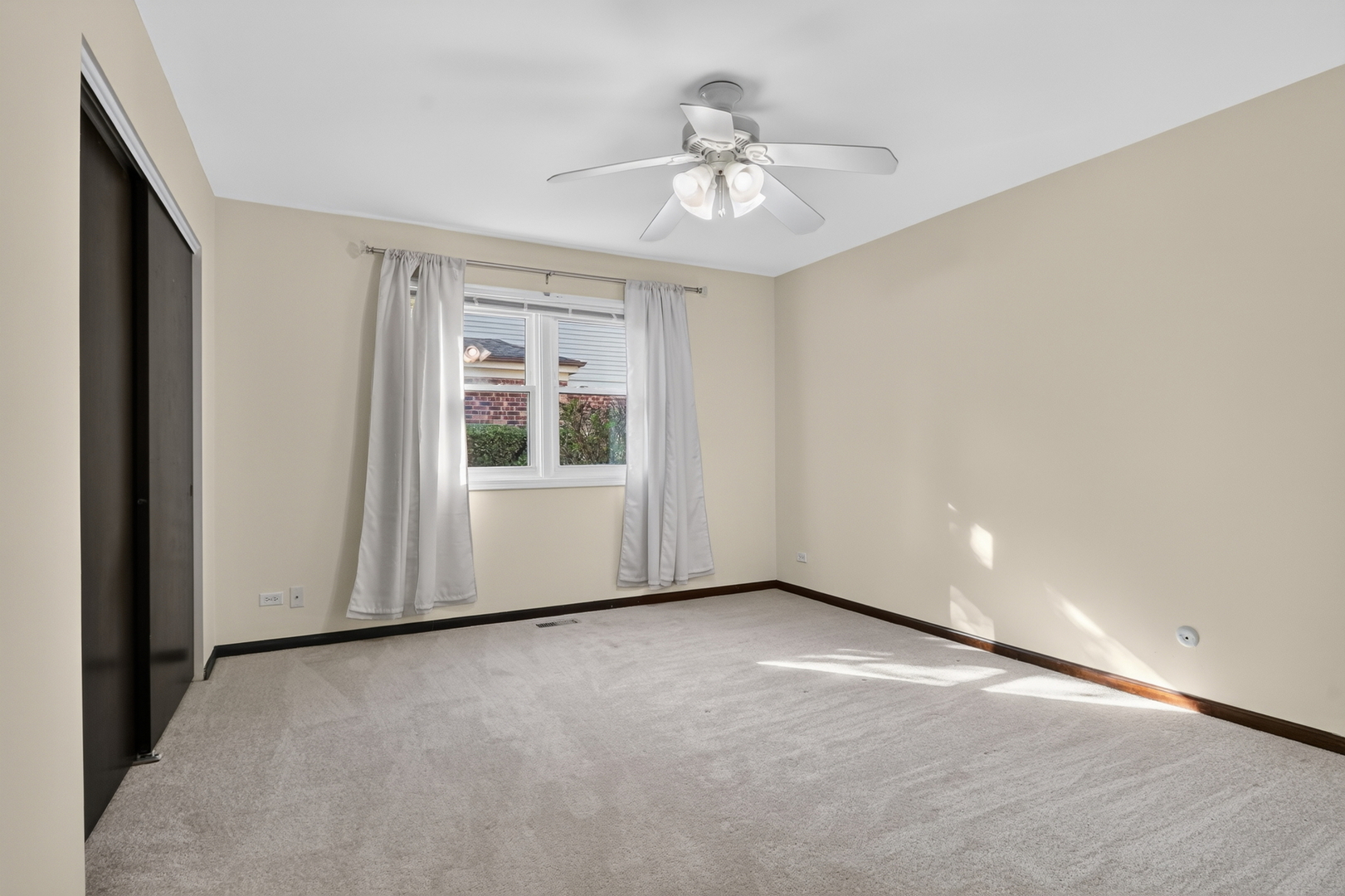 3050 Kayjay Drive Property Photo 38