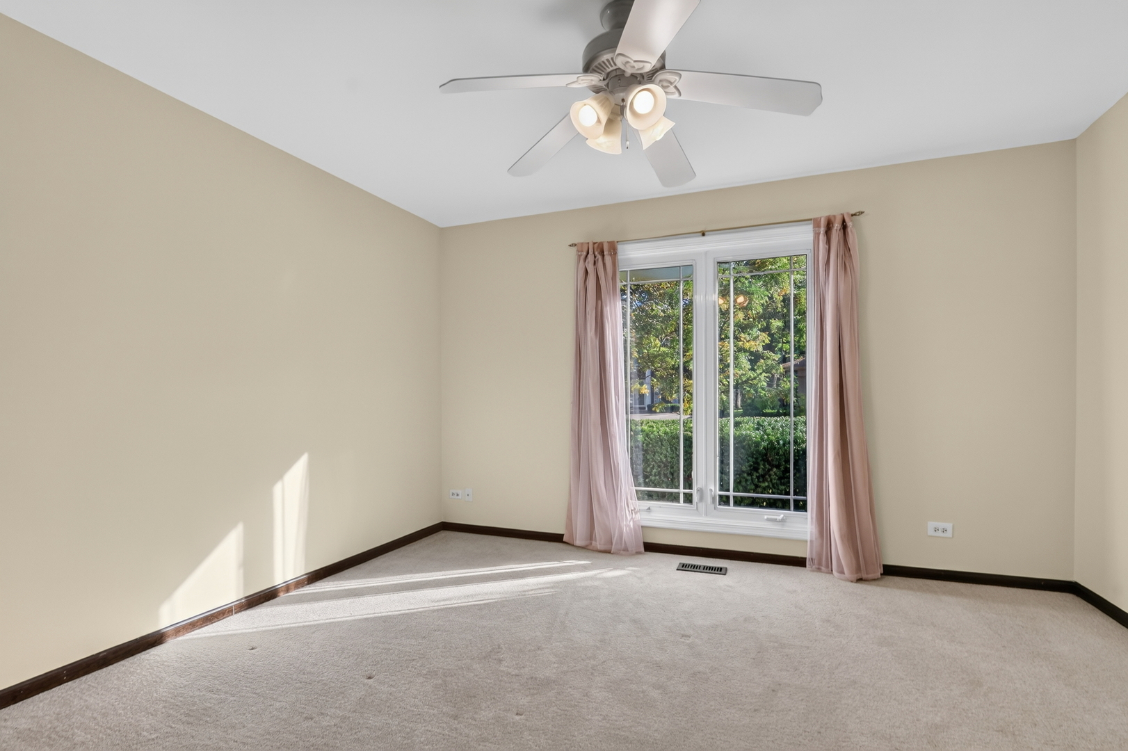 3050 Kayjay Drive Property Photo 44