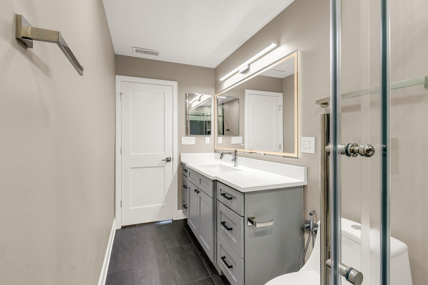 6400 N Cicero Avenue 416 Property Photo 22