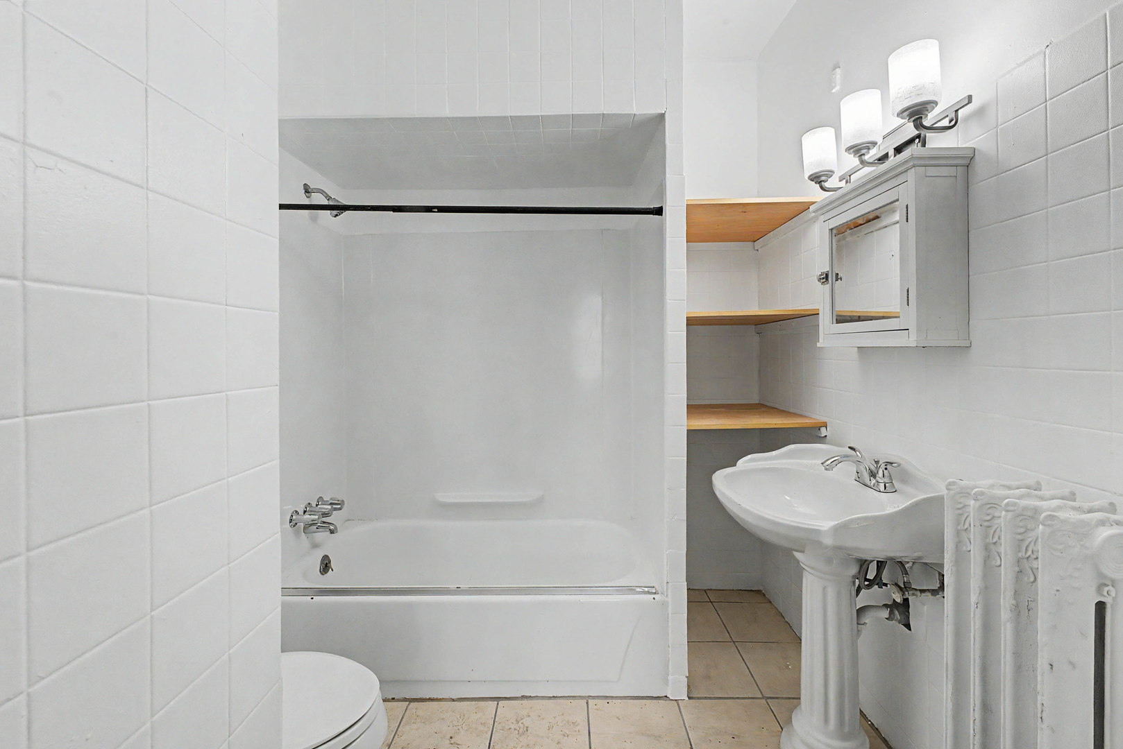 411 N Arlington Heights Road Property Photo 8