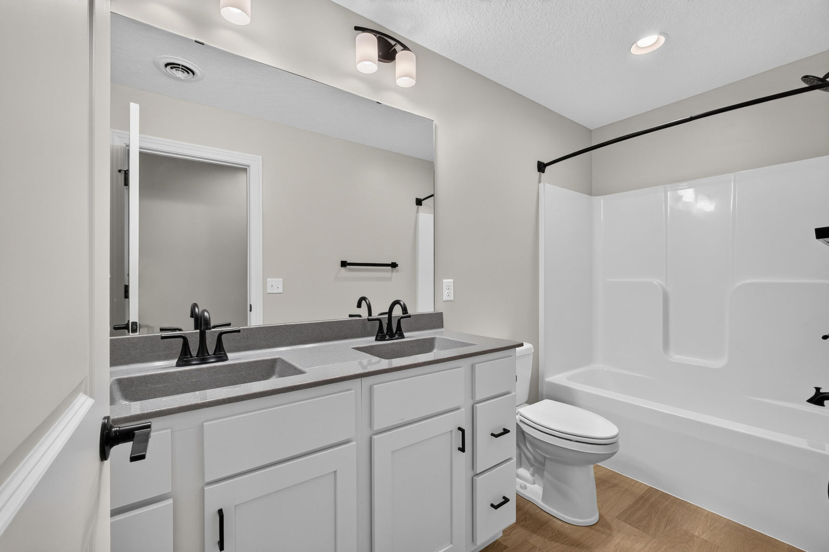 4069 Orchard Drive Property Photo 37