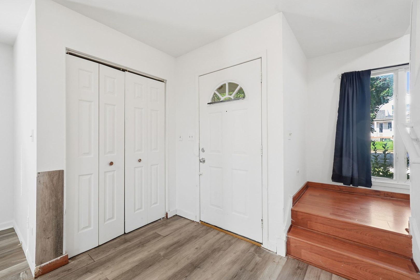 657 S Mcalister Avenue Property Photo 9