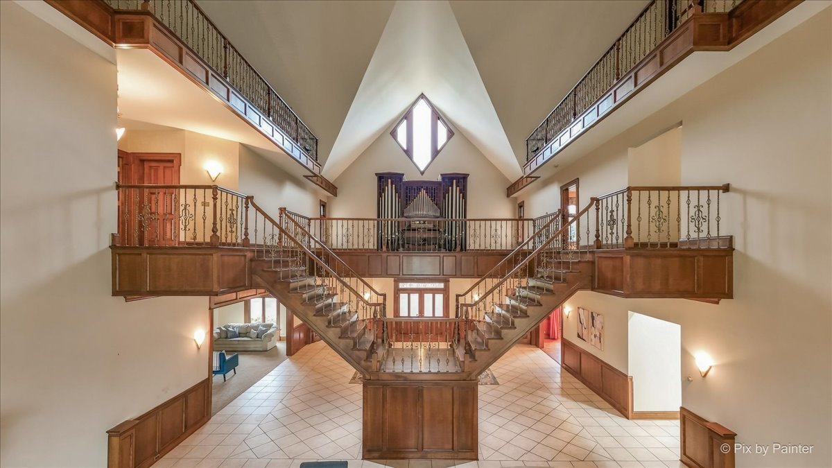 5n719 Castle Drive Property Photo 14