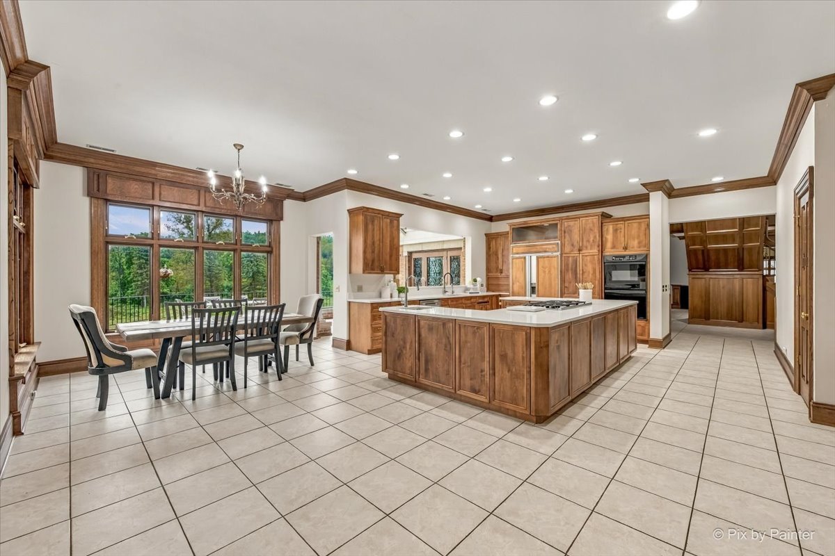 5n719 Castle Drive Property Photo 15