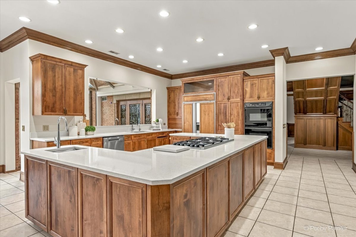 5n719 Castle Drive Property Photo 18