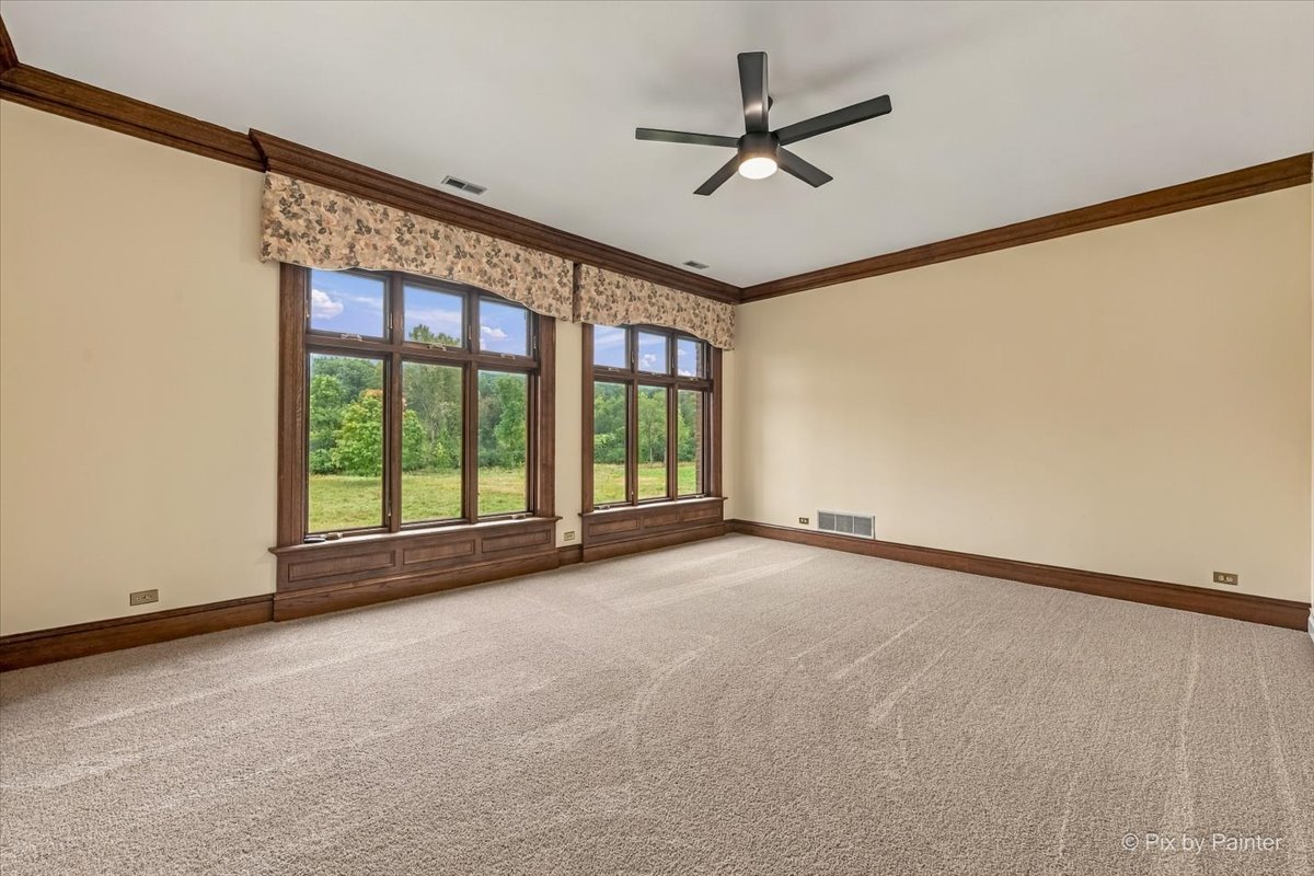 5n719 Castle Drive Property Photo 30